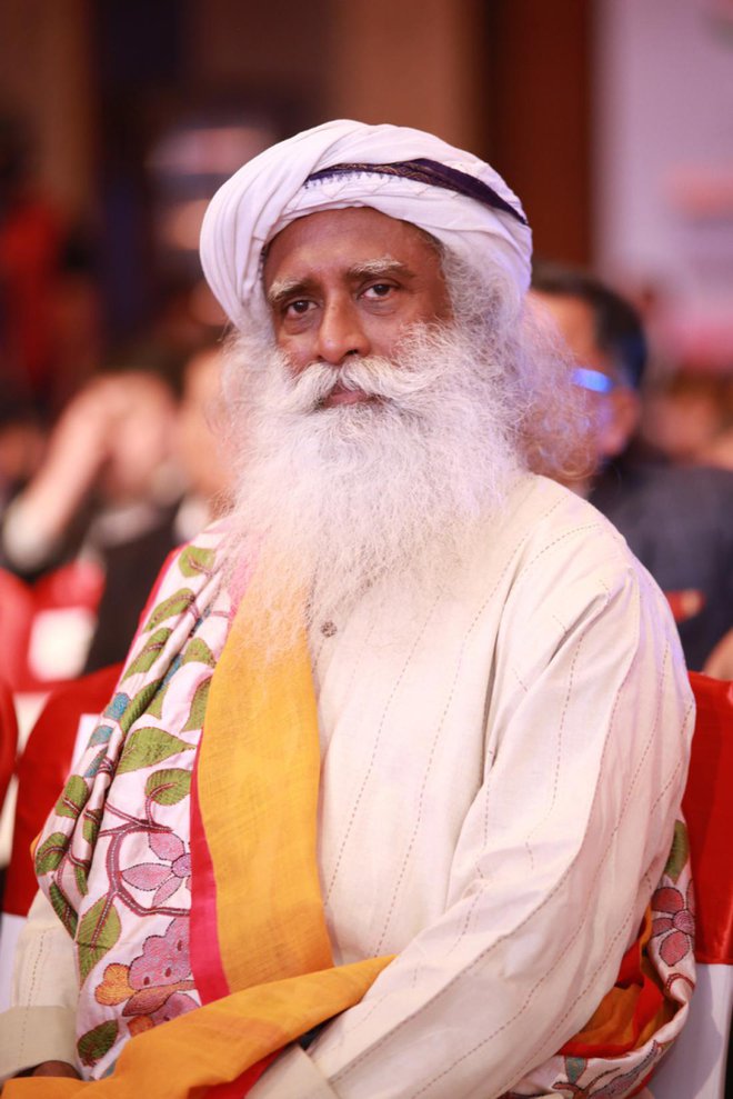 Sadhguru, svetovno znani učitelj joge širi zavest o prsti. FOTO: Madhuram Paliwal/Shutterstock
Foto: