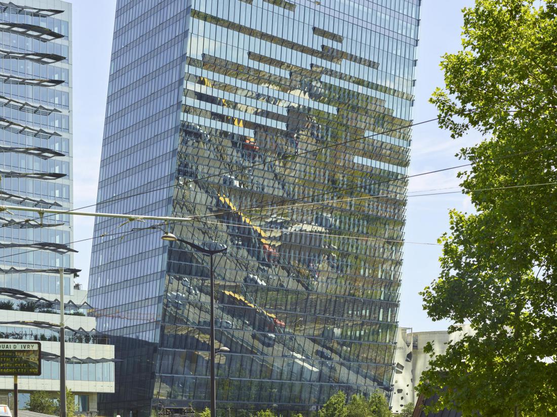 Novi stolpnici Duo v Parizu so zasnovali v biroju Ateliers Jean Nouvel.