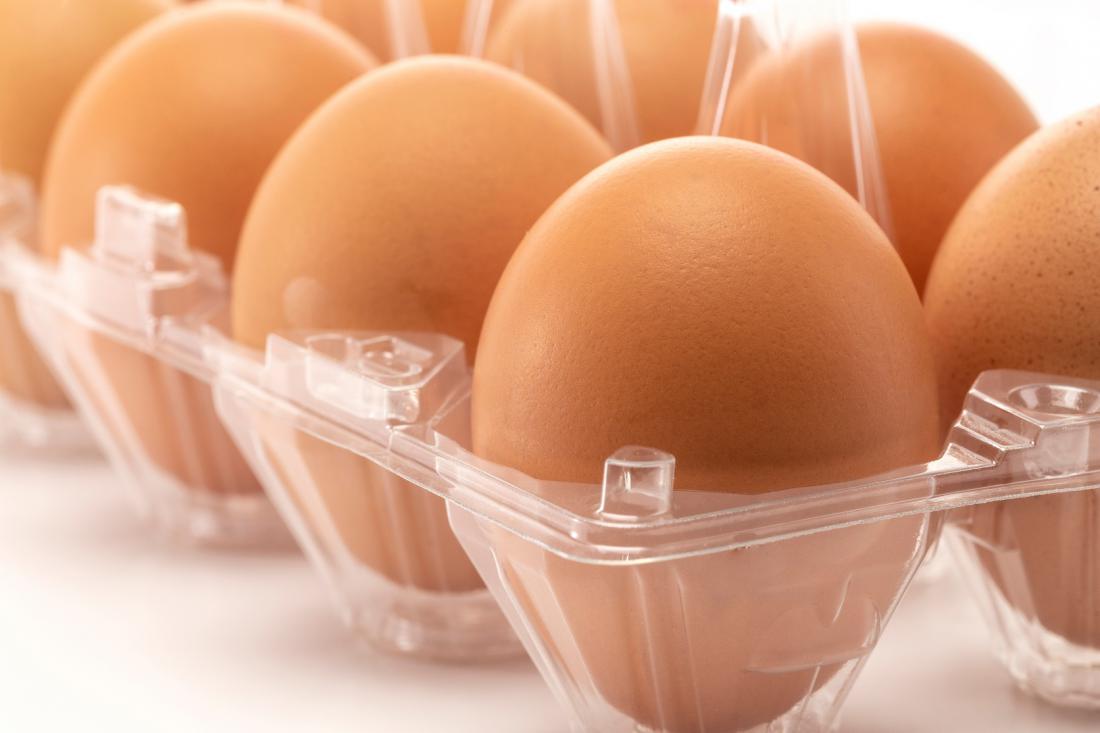 Takole, s »špičko« navzdol, so jajca prav shranjena na hladnem. Foto: next143/Shutterstock