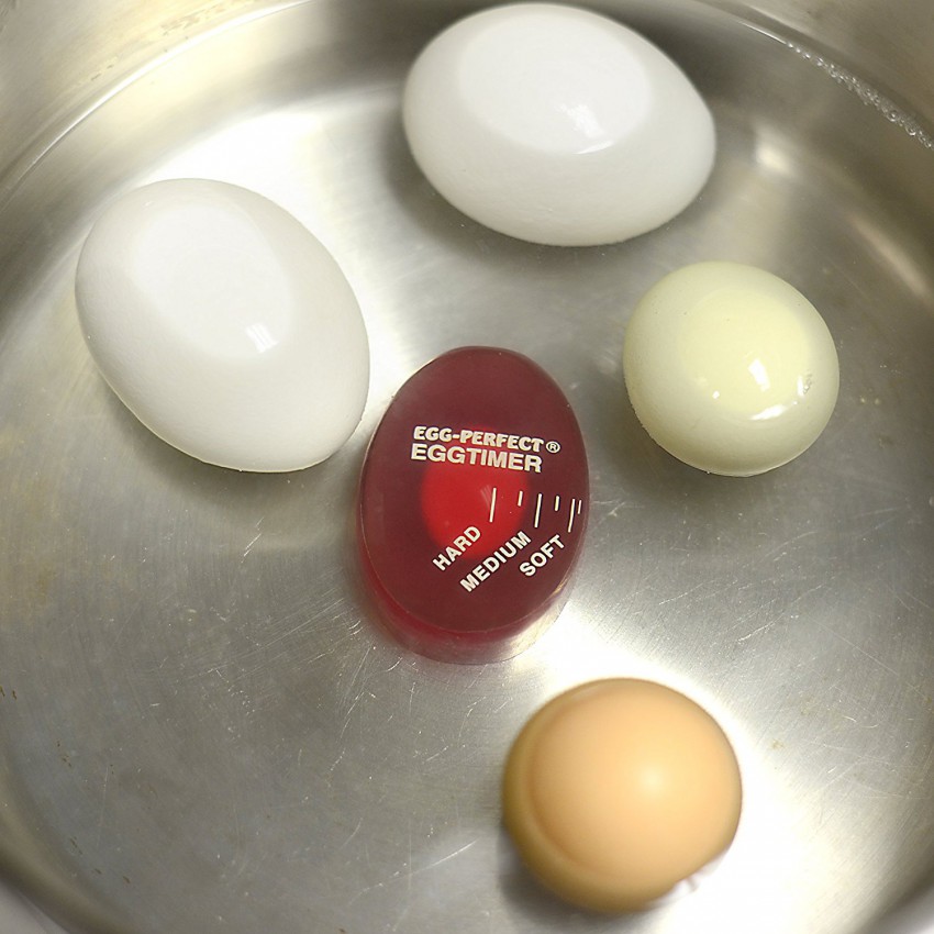 Merilec za kuhanje jajc bo spremenil barvo, ko bodo jajca gotova.