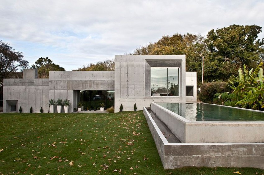 <p>Par je zgradil hišo iz nanobetona, ki ga proizvajajo v Švici.</p>
