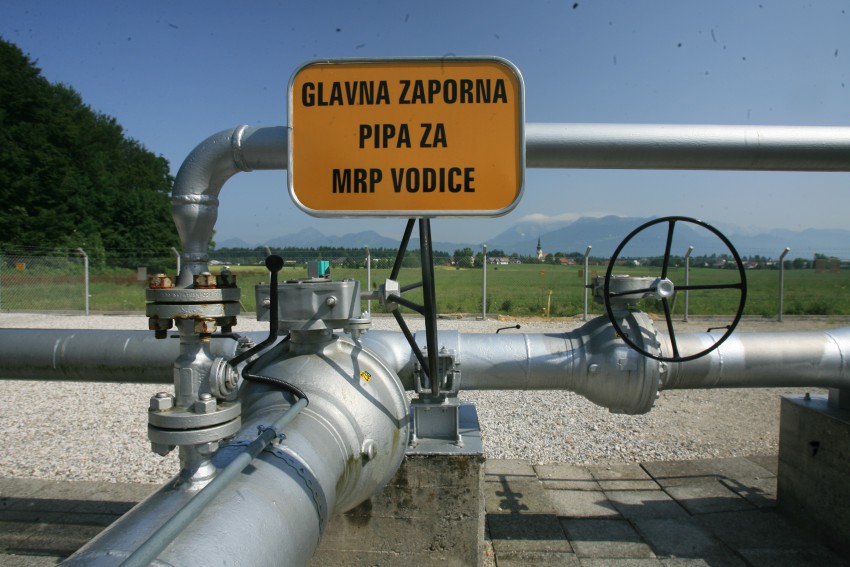Plinovodno omrežje je v Sloveniji urejeno v 83 občinah.