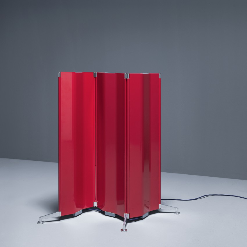 Električni radiator Origami podjetja Tubes Radiatori, ki ga je oblikoval Alberto Meda, je lani prejel priznanje design europa award.