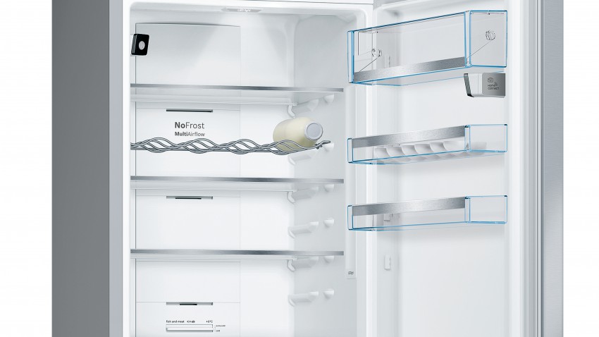 Notranji kameri omogočata vpogled v vsebino hladilnika kar prek telefona.