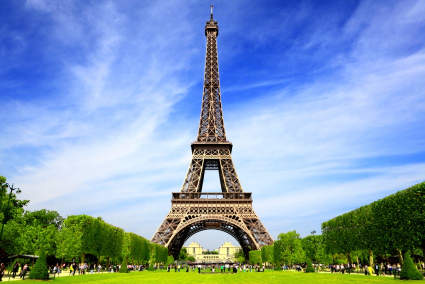 <p>Možen bo obisk vseh nadstropij stolpa, a nekateri deli bodo zaprti zaradi prenove pred olimpijskimi igrami leta 2024, ki jih bo gostila francoska prestolnica.</p>