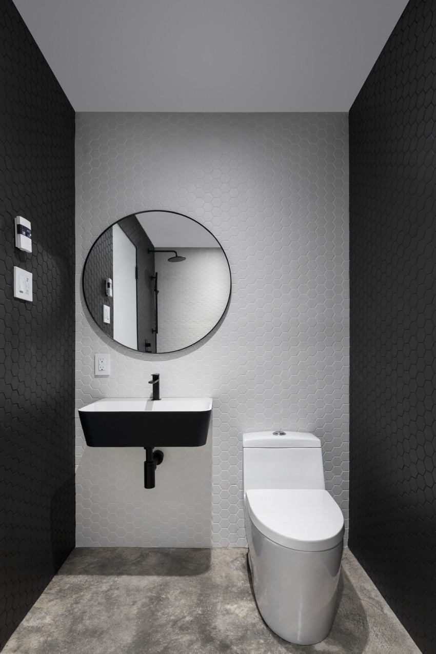 <p>Minimalistično zasnovani toaletni prostori</p>
