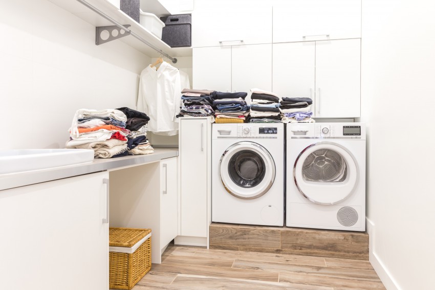 V utiliti lahko umestite pralni in sušilni stroj.