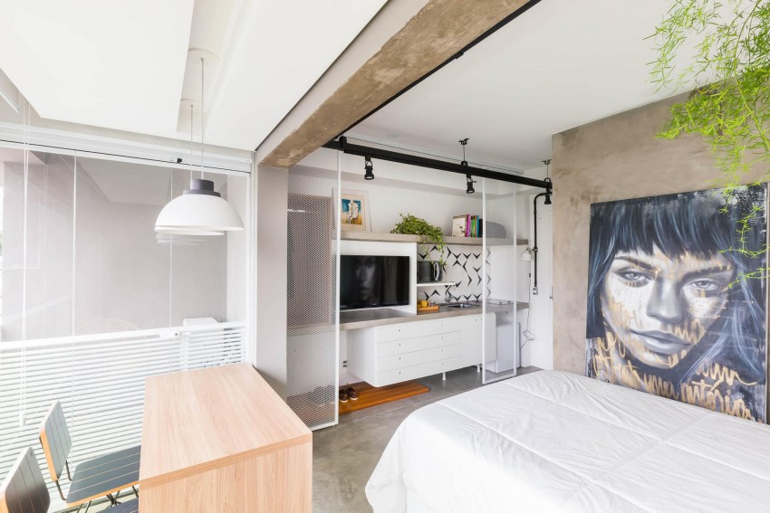 <p>Arhitekti iz brazilskega biroja Casa 100 Arquitetura so 24 kvadratnih metrov veliko stanovanje spremenili v kompaktni dom.</p>