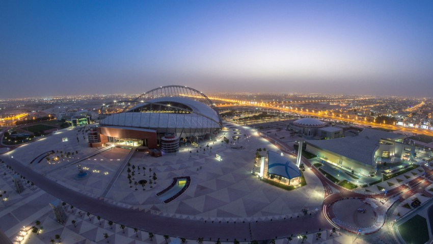 <p>Stadion, ki se nahaja 10 kilometrov od središča Dohe in je del območja Aspire, je zasnoval arhitekt Dar Al-Handasah.</p>