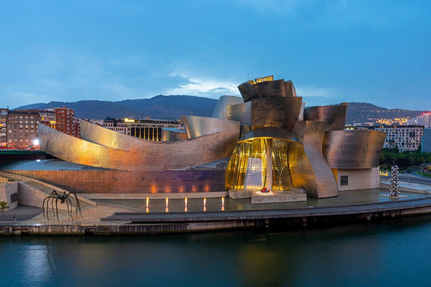 <p>Pred 25 leti je v Bilbau nastal eden najprepoznavnejših muzejev na svetu.</p>