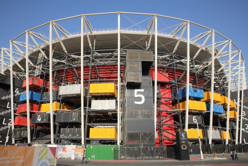 <p>Stadion je mogoče popolnoma razstaviti in ponovno uporabiti.</p>