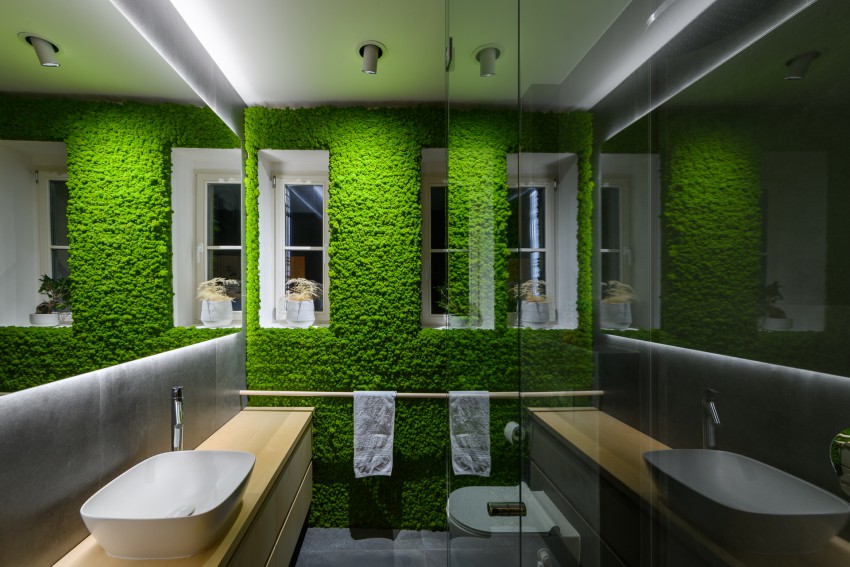 <p>Steno kopalnice so obložili z dekorativnim mahom, imenovanim jelenov lišaj, ki nase veže vlago iz zraka.</p>