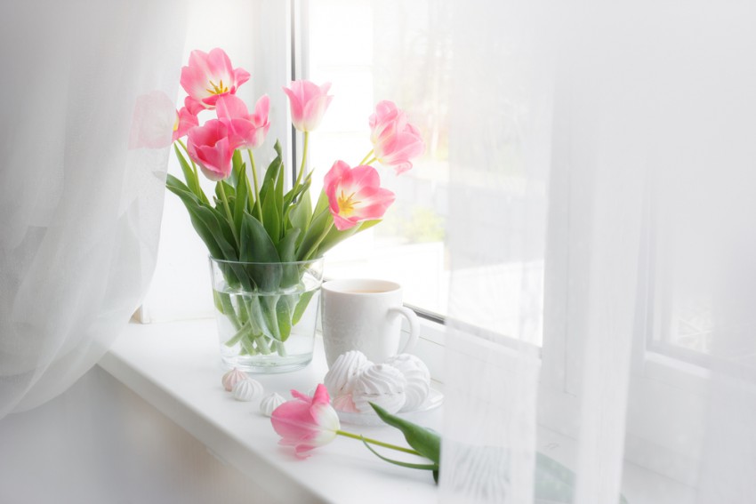 <p>Vsak cvetni list tulipana previdno obrnete navzven in dobili boste nov šopek iz starih tulipanov.</p>