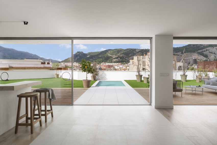 <p>Zasnove interierja stanovanja so se lotili v studiu katalonske arhitektke Susanne Cots.</p>